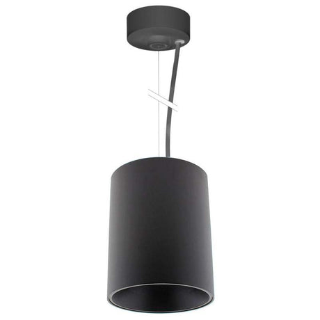Lámpara de techo negra que permite alojar el LED profesional HOTEL SPOT LED de Ø135mm de 24W para la iluminación general de todo tipo de ambientes. De estilo minimalista fabricado en aluminio de alta calidad. Ideal para proyectos profesionales. Incluye reflector basculante.
