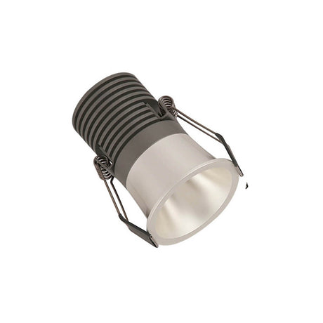 Foco empotrable LED Circular Silver perla con 5W de potencia. Con un ángulo de apertura de 40º, por lo que la iluminación es más directa para centrar la luz un puntos específicos. Fácil montaje e instalación.  Bajo deslumbramineto UGR<11y color seleccionable CCT (3000K-4000K-6000K) con un CRI>95