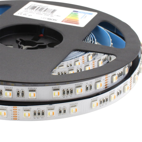 Tira LED RGB+CCT equipada con el nuevo chip SAMSUNG de 5 en 1, incluye en cada chip RGB+blanco dual (3000K-6000K) ofreciendo una luminosidad más uniforme y potente. Ofrece la emisión de cualquier color y una altísima luminosidad gracias a su chip de color blanco. Las tiras LED RGB+CCT son autoadhesivas y son ideales para crear efectos ambientales decorativos.