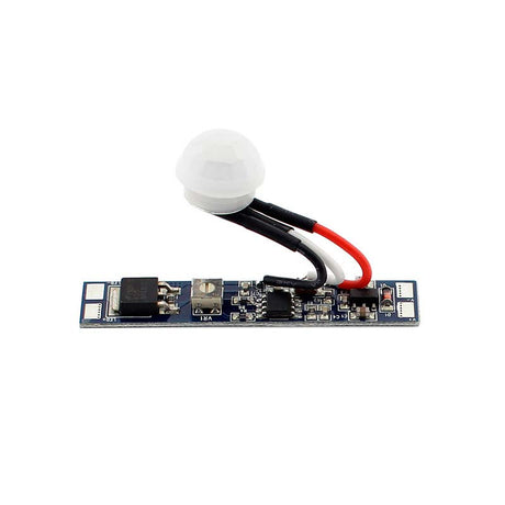 Sensor PIR ajustable de reducido tamaño (52x10mm)para instalar en perfil que se conecta directamente a la tira led monocolor y permite encenderla automáticamente cuando detecta movimiento.