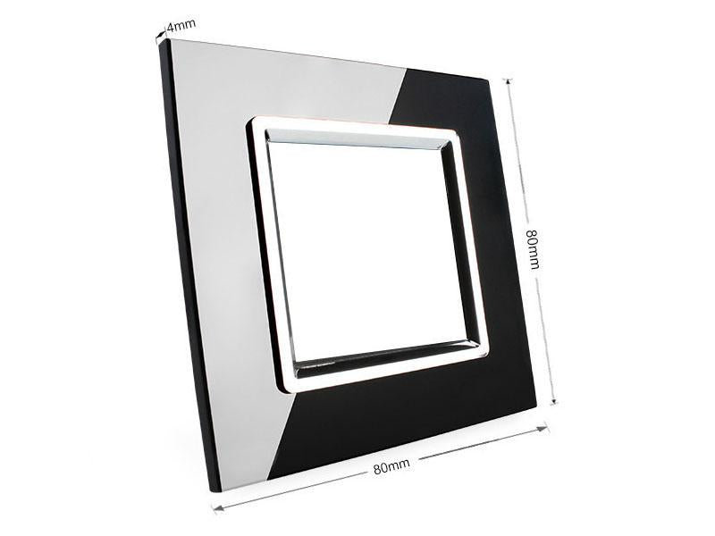 Frontal de cristal templado de 1 módulo + 1 enchufe, color negro. Incluye marco interior del color del frontal.