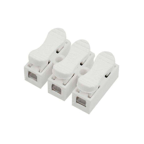 Conector rápido ideal para la conexión rápida de 3 cables de sección desde 4 hasta 6 mm2.