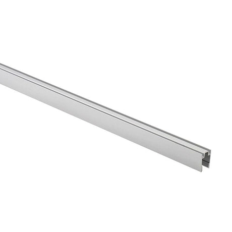 El carril para LED NEON es perfecto para realizar instalaciones profesionales y sujetar firmemente los diversos tramos. INCLUYE: perfil de aluminio de 1 metro de longitud.