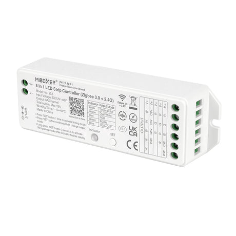 Controlador compatible con el standar Zigbee 3.0 y 2.4GHz que proporciona a los usuarios un control inteligente de las tiras led RGB+CCT conectadas. Fácil instalación y conectividad ZigBee. Control a través de mando a distancia, APP o Voz