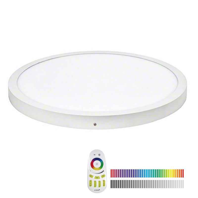 Luminaria led de superficie de gran tamaño con cuerpo de aluminio lacado en color blanco y amplio difusor, gran ángulo de apertura, proporciona iluminación general con una máxima eficiencia y mando a distancia táctil para la selección de color RGB o blanco 4000K, intensidad, efectos, encendido/apagado...