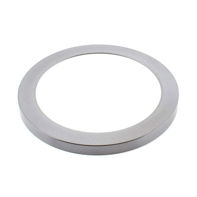 Aro opcional metálico en color NICKEL para adaptar fácilmente mediante sistema magnético a la luminaria MAGNET BOL 18W