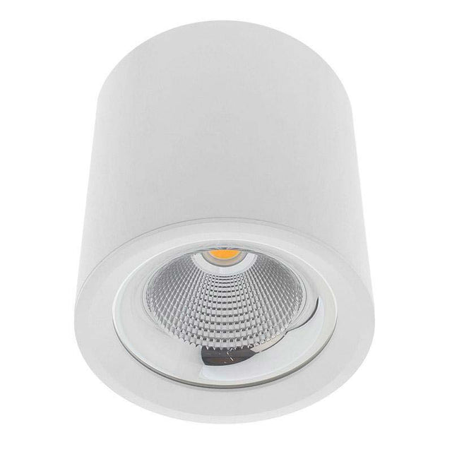 Aplique de techo FADO 35W es un foco Led de altas prestaciones con chip led CREE y driver 0-10V regulable. Para la iluminación general de todo tipo de ambientes. De estilo minimalista fabricado en aluminio de alta calidad y lacado en color blanco mate.