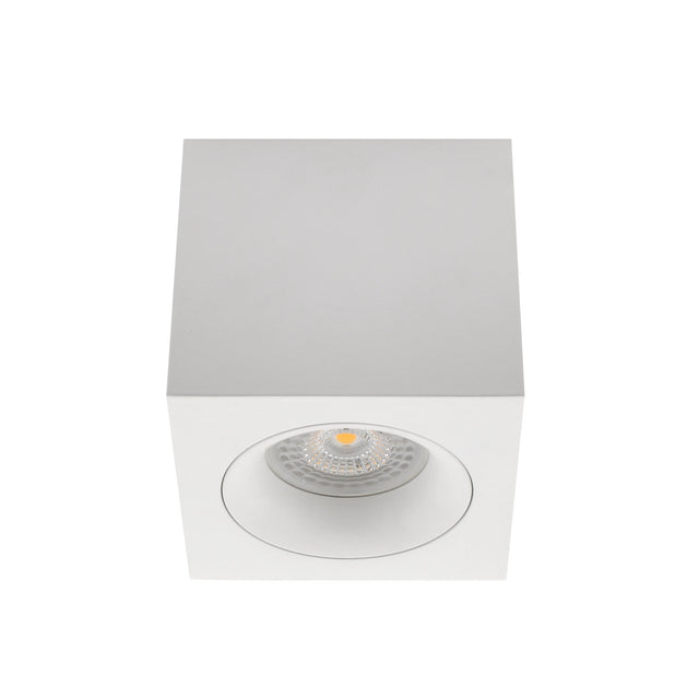 La Lámpara Arkoi es un Aplique de techo Led para la iluminación general de todo tipo de ambientes. De estilo minimalista fabricada en aluminio de alta calidad, lacado en color blanco y forma cuadrada para suspender del techo, puede instalar como un plafón de techo