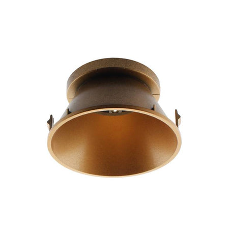 Reflector dorado mate para Aplique BOX. Se puede instalar fácilmente y conseguir adaptar el foco a la decoración de cualquier ambiente.