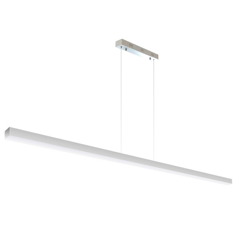 Luminaria de suspensión lineal de 2 metros de longitud que ofrece una iluminación general a través del difusor de policarbonato opal que crea un ambiente perfecto para cualquier estancia. 