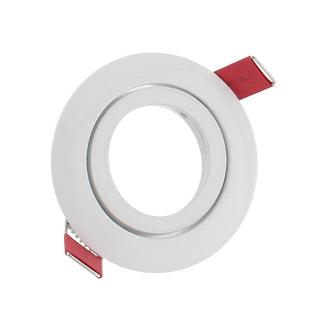 Aro orientable con diseño moderno y elegante. Podrás instalar todas nuestras dicroicas de forma rápida y sencilla. Es ideal para instalar en salones, dormitorios, aseos... oficinas, zonas de paso...