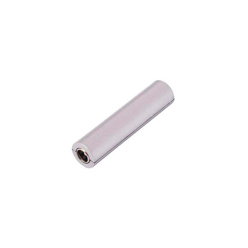 Conector I (x2) con conector DC hembra por los dos extremos para la composición de iluminación modular de vitrinas VITRA.