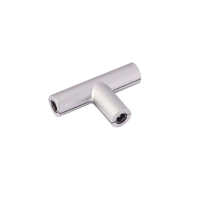 Conector T con conectores DC hembra en sus extremos para la composición de iluminación modular de vitrinas VITRA.