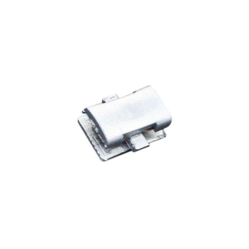 Conector PCB para la composición de iluminación modular de vitrinas VITRA. Permite conectar fácilmente tiras led rígidas sin necesidad de soldaduras.