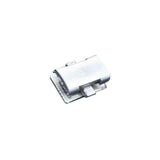 Conector PCB para la composición de iluminación modular de vitrinas VITRA. Permite conectar fácilmente tiras led rígidas sin necesidad de soldaduras.