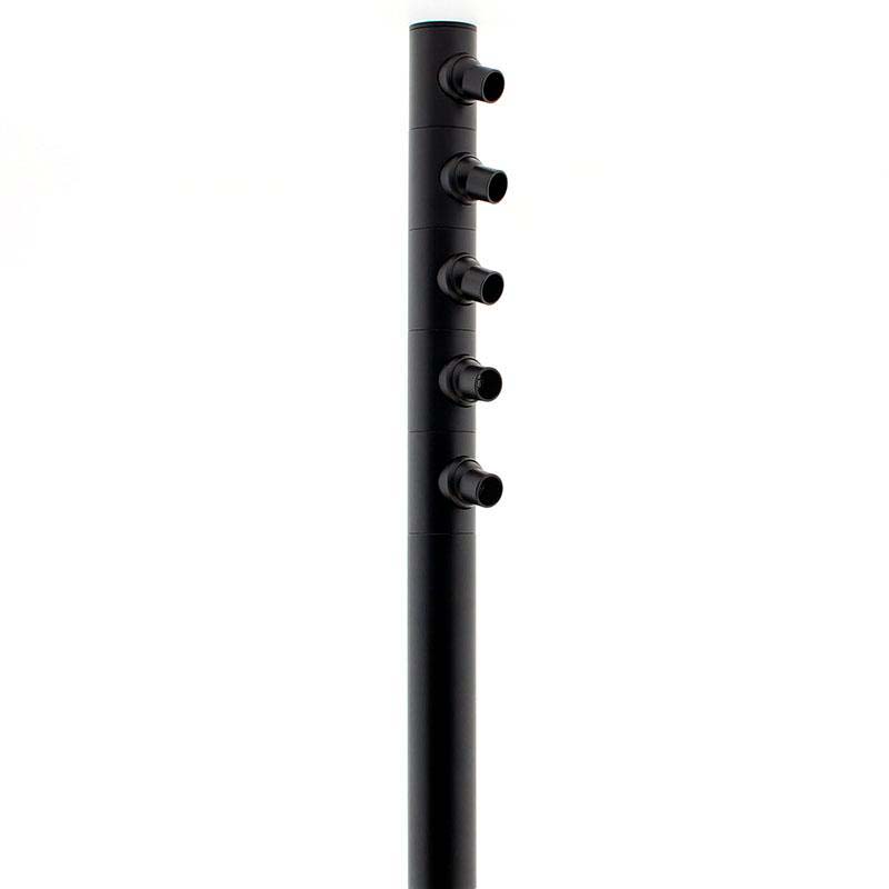 Luminaria de gran calidad que incorpora chip led CREE COB y driver led. Sus cinco mini focos pueden ser orientados en cualquier posición para la iluminación de los objetos de la exposición.