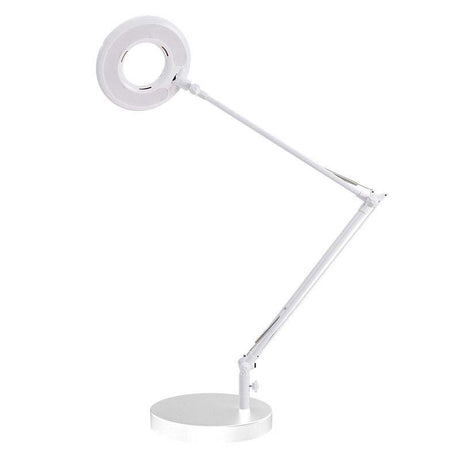Lámpara led de estudio con brazo articulado que permite dirigir su haz de luz en cualquier dirección. Control táctil con selector de intensidad. Con un diseño clásico y funcional. Realizado con materiales de alta calidad.  