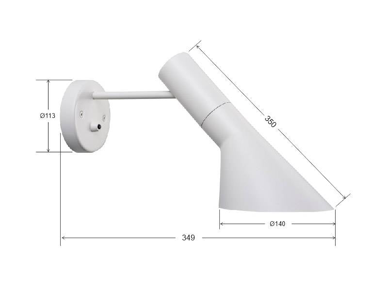Réplica de la popular lámpara JACOBSEN creada en 1960 por el diseñador danés Arne Jacobsen. Una pieza extremadamente versátil con su característica pantalla en forma de embudo que emite una luz directa hacia abajo permitiendo enfocar la luz fácilmente.