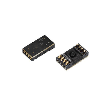 Conector interior para Barra led CONNECT. Permite una conexión fácil y segura para unir dos barras led y ampliar el lineal hasta 20 metros de longitud de forma sencilla. 1 unidad.