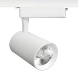 Proyector para carril led con conector monofásico, orientable en todas direcciones y fabricación de alta calidad en aluminio y lacado en color blanco mate, incluye conector carril monofónico. Indicado para todo tipo de iluminación técnica, Uso comercial y profesional, oficinas, salas de exposiciones, etc. Con chip led Bridgelux y CRI>90