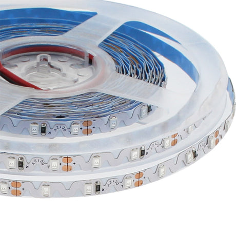 Rollo de tira LED monocolor de 5 metros (72 Leds/metro) especialmente indicado para la adaptarse a cualquier contorno, permite hacer curvas y angulos de 90 grados gracias a su PCB de solo 6mm de ancho en forma de Zig-Zag. Chip SMD2835 de bajo consumo. Material flexible adaptable a cualquier superficie. En el dorso cuenta con un potente adhesivo 3M para colocar la tira en cualquier superficie.