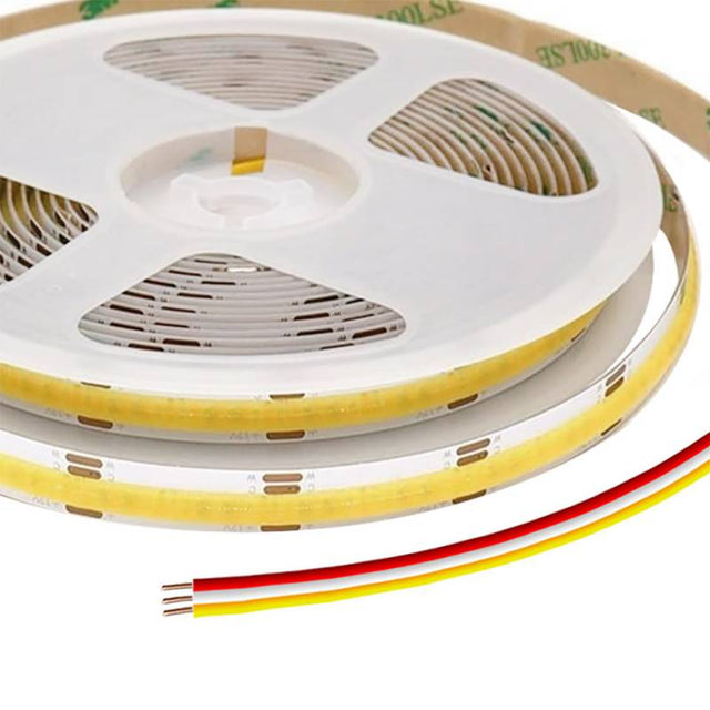 Tira LED con el nuevo Chip COB RGB que ofrece iluminación lineal continua sin puntos. Incorpora cinta adhesiva 3M-térmica de máxima calidad para colocar la tira en cualquier superficie. Tira de 5 metros con 608 led por metro de alto brillo y un elevado CRI 90 que proporciona una luz perfecta con temperatura de color ajustable desde 3000K hasta 6000K 