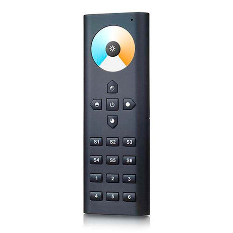 El mando a distancia LB2819 DUAL puede controlar 6 zonas diferentes de tiras blanco dual fácilmente. Con un diseño minimalista y racional, es posible controlar cualquier zona por separado o actuar sobre todas ellas a la vez. Compatible con los receptores de la serie LB1009