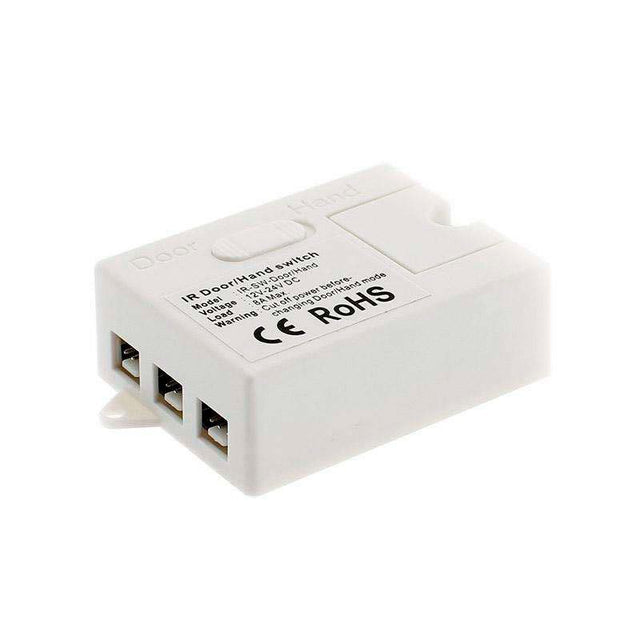 Sensor de proximidad Mano/Puerta TAK que permite la conexión de 3 sensores. Se puede configurar como detector de mano o de puerta abierta.