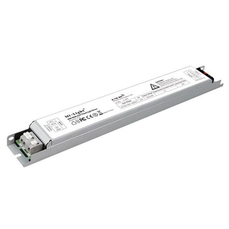 Controlador RGB+CCT específico para paneles LED. En combinación con un mando a distancia permite regular la intensidad, color y temperatura, apagado/encendido de un panel led. Con un mismo mando es posible controlar todos los controladores a su alcance.