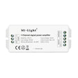 Amplificador para el sistema SYS. En combinación con el controlador SYS-T1 permite ampliar la instalación al doble de capacidad consiguiendo realizar instalaciones con un número ilimitado de luminarias compatibles son el sistema SYS.
