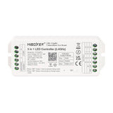 Controlador 3 en 1, controla tiras RGB / RGBW o RGB+CCT con el mismo controlador. Hasta 4 zonas diferentes de tiras led con una potencia de 20A (10A por canal). Con auto-transmisión entre los demás controladores con lo que se consiguen distancias sin límites y compatible con una amplia gama de mandos a distancia RF de mano, pared, APP, Wifi, Amazon Alexa y Google Assistant. Compatible con transmisor DMX. Con salida DC12-48V, 20A.