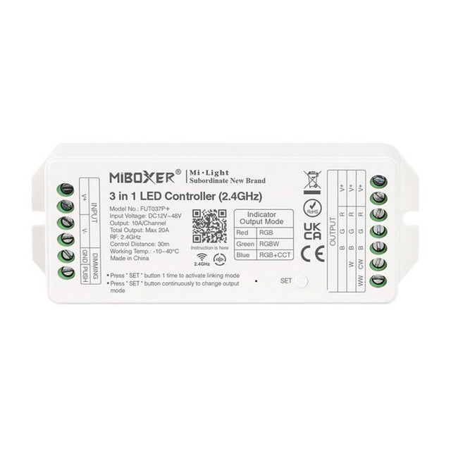 Controlador 3 en 1, controla tiras RGB / RGBW o RGB+CCT con el mismo controlador. Hasta 4 zonas diferentes de tiras led con una potencia de 20A (10A por canal). Con auto-transmisión entre los demás controladores con lo que se consiguen distancias sin límites y compatible con una amplia gama de mandos a distancia RF de mano, pared, APP, Wifi, Amazon Alexa y Google Assistant. Compatible con transmisor DMX. Con salida DC12-48V, 20A.