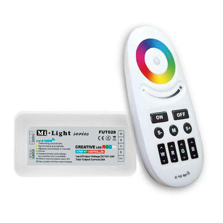 Completo controlador con botonera y control remoto RF. Permite controlar el color y la intensidad de los distintos canales de forma independiente de las diferentes luminarias RGBW (Tiras led RGB y/o RGBW) de 12/24VDC y 6A por canal conectadas. 