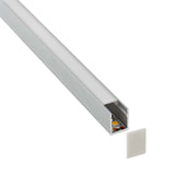 Kit que incluye perfil de aluminio, cubierta opal, clips de sujección y tapas laterales. Para proteger y ocultar las tiras led, lo que permite realizar instalaciones profesionales, limpias y con estilo.