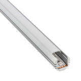 Perfil de aluminio para proteger y ocultar las tiras led, lo que permite realizar instalaciones profesionales, limpias y con estilo.