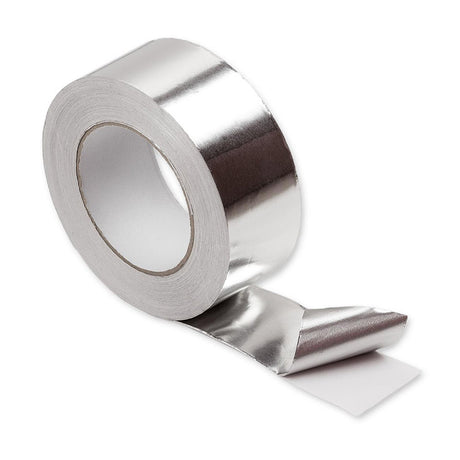 Cinta adhesiva de aluminio con un ancho de 50mm y 50 metros de longitud. Para forrar el interior de las molduras led y reflejar la luz de forma eficaz haciendo la función de reflector.