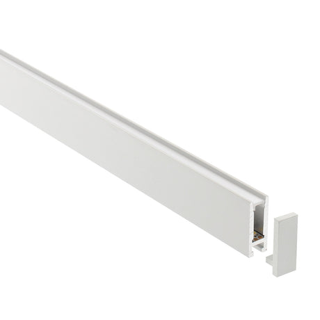 Perfil de aluminio lacado en color blanco mate de 1 metro de longitud para instalaciones profesionales. Con el nuevo perfil PHANTER se consiguen impresionantes composiciones en iluminación suspendida que realzan cualquier espacio.