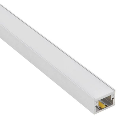 Kit que incluye perfil de aluminio, cubierta opal y tapas laterales. Para proteger y ocultar las tiras led, lo que permite realizar instalaciones profesionales, limpias y con estilo. Indicado para instalación empotrada en suelo.