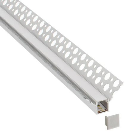 Perfil fabricado en aluminio de alta calidad ideal para iluminación de cualquier ambiente (baños, cocinas, pasillos, salones, etc) Se instala en obra entre el pladur, yeso, azulejos, etc. Dispone de aletas troqueladas que facilita la inserción del cemento u otro material para asegurar así un agarre perfecto a la pared.