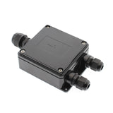 Caja IP68 para conexiones estancas, incluye 3 conectores para cables.