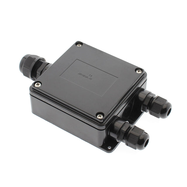 Caja IP68 para conexiones estancas, incluye 3 conectores para cables.