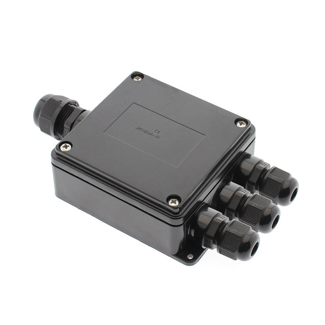 Caja IP68 para conexiones estancas, incluye 4 conectores para cables.