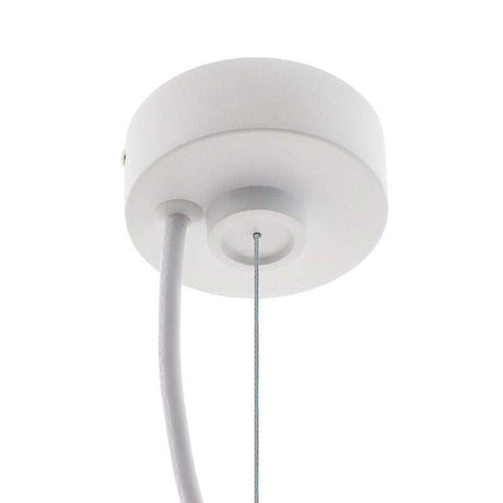 Kit de suspensión que incluye: Florón redondo blanco Ø75x28mm, cable redondo de 3 hilos de 0.75mm y 1.5m de longitud. Cable de acero de suspensión con pasador sujetables, clip de conexión rápida de cables y tornillos de sujección.
