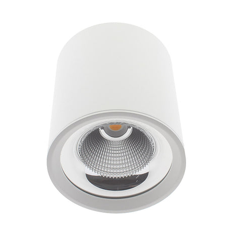 El aplique LED Fado es una luminaria para la iluminación general de todo tipo de ambientes. Es un aplique para techo de estilo minimalista fabricado en aluminio de alta calidad y lacado en color blanco.