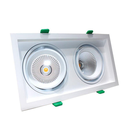 Empotrado led tipo Kardan. Luminaria totalmente orientable y fabricada en aluminio y lacada en color blanco y fondo en negro. Luminaria de gran potencia para pasillos, cocinas, baños, salones, tiendas consiguiendo una gran eficiencia energética.