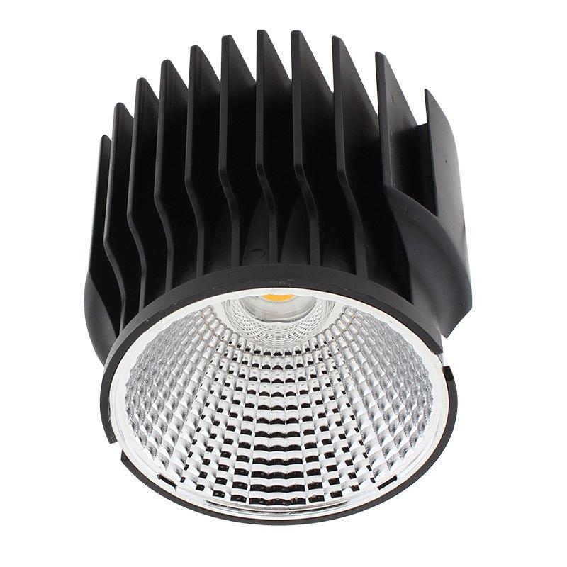 Spot LED de calidad profesional con chip led de alta potencia lumínica BRIDGELUX V13B, driver led TRIDONIC y disipador de aluminio de diseño patentando que alarga la vida útil y garantiza un flujo luminosos estable a lo largo del tiempo. Con un CRI >90 que asegura una perfecta reproducción cromática. Especialmente indicado para los Housing HOTEL Spot.