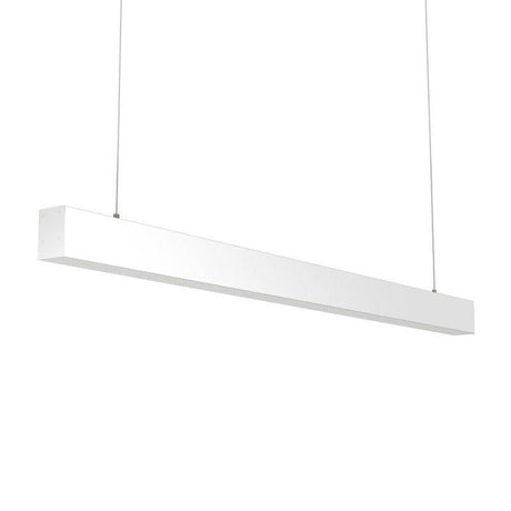 Luminaria de suspensión lineal lacado en color blanco y con una longitud de 2 metros que ofrece una iluminación general a través del difusor de policarbonato opal que crea un ambiente perfecto para cualquier estancia. Regulación de intensidad 0-10V.