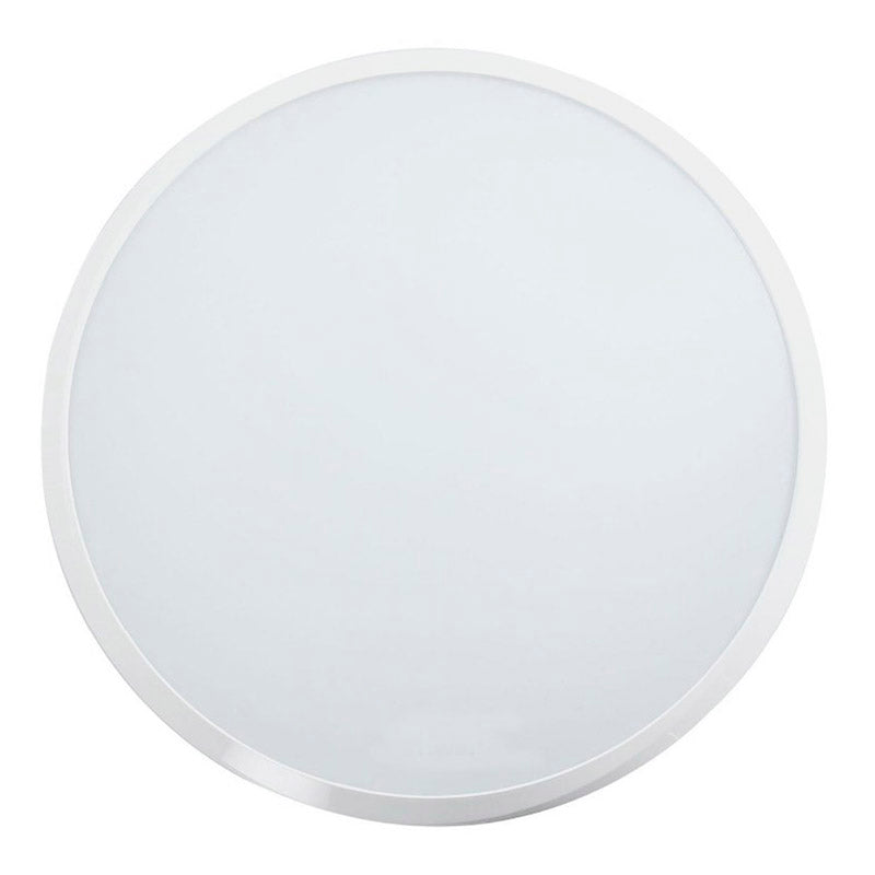 Luminaria led de superficie de gran tamaño con cuerpo de aluminio lacado en color blanco y amplio difusor, gran ángulo de apertura, proporciona iluminación general con una máxima eficiencia y mando a distancia táctil para la selección de color RGB o blanco 4000K, intensidad, efectos, encendido/apagado...