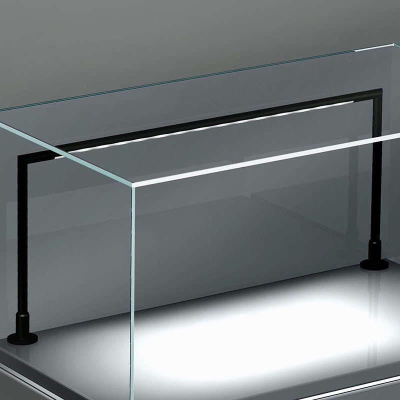 VITRA es el nuevo sistema de iluminación LED para vitrinas patentado que funciona como un sistema modular de fácil instalación y adaptable a cualquier tamaño de vitrina.