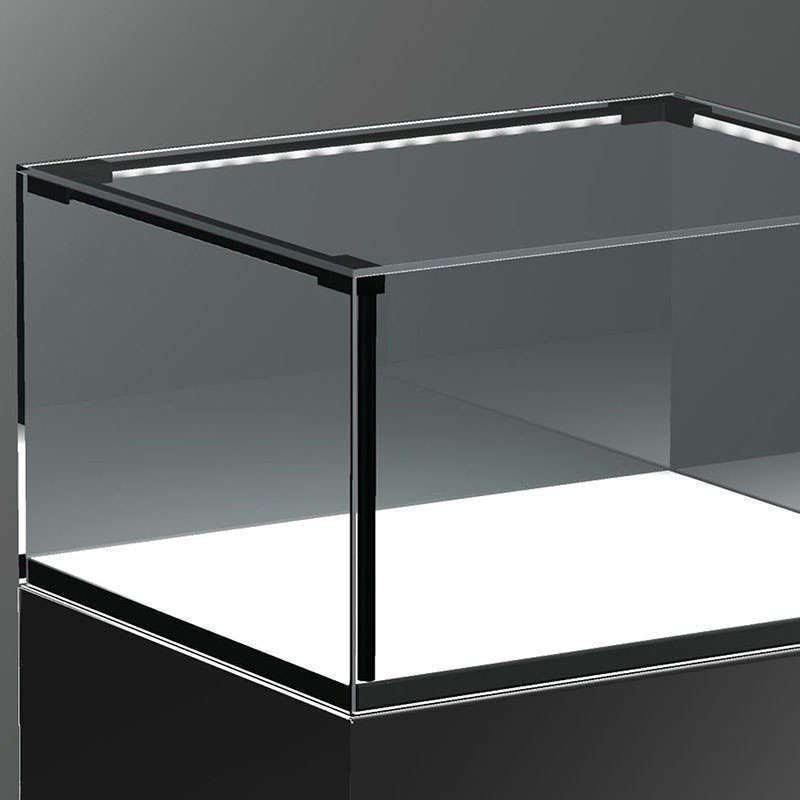 VITRA es el nuevo sistema de iluminación LED patentado que funciona como un sistema modular de fácil instalación y adaptable a cualquier tamaño de vitrina.